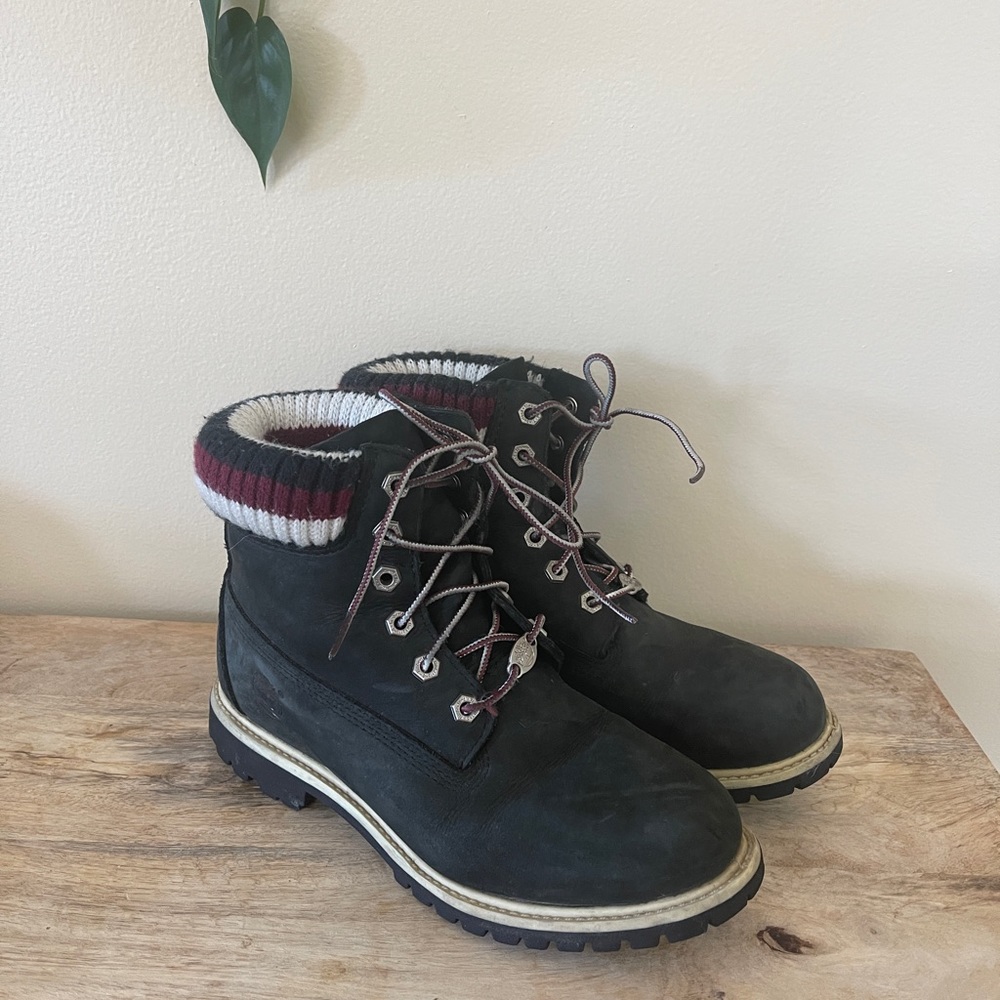 UO TIMBERLAND SNOW BOOTS